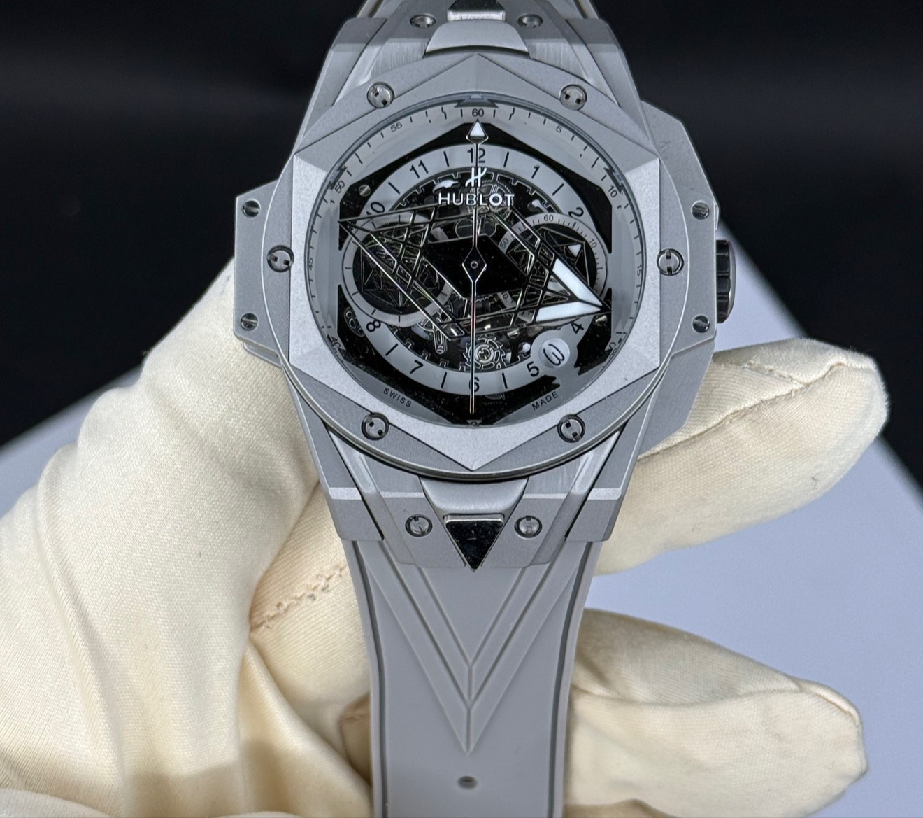 Hublot Big Bang Unico Sang Titanyum 45mm Siyah Kadran Erkek Saati