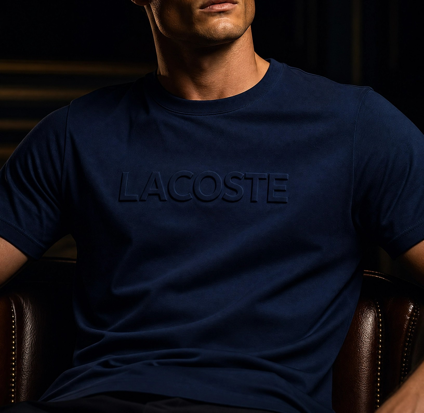 Lacoste Kabartma Logo Detaylı Erkek Tişört – Lacivert