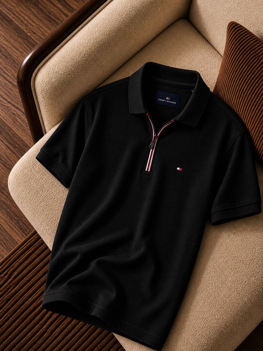 "Tommy Hilfiger" Fermuar Detaylı Siyah Polo Yaka Tişört