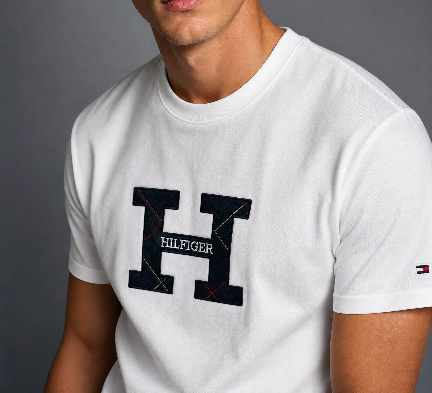 Tommy Hilfiger Nakış Detaylı Beyaz Erkek Tişört
